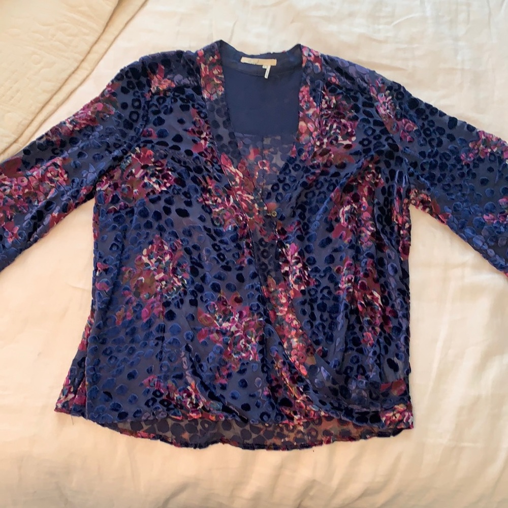 Size S blouse